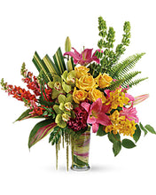 Load image into Gallery viewer, Pretty Paradise Bouquet
