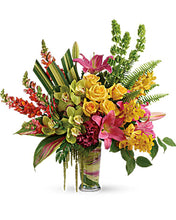 Load image into Gallery viewer, Pretty Paradise Bouquet
