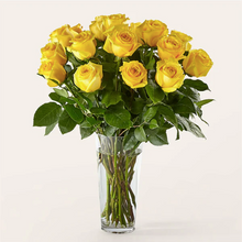 Load image into Gallery viewer, Long Stem Yellow Rose Bouquet
