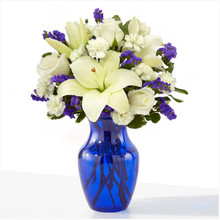 Load image into Gallery viewer, Sapphire Rush Bouquet
