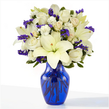 Load image into Gallery viewer, Sapphire Rush Bouquet
