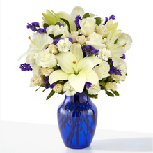 Load image into Gallery viewer, Sapphire Rush Bouquet
