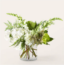 Load image into Gallery viewer, Marshmallows on Top Bouquet
