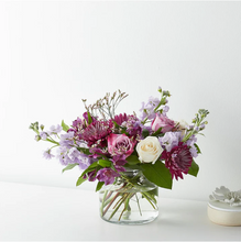 Load image into Gallery viewer, Periwinkle Breeze Bouquet
