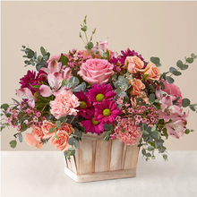 Load image into Gallery viewer, Garden Glam Bouquet
